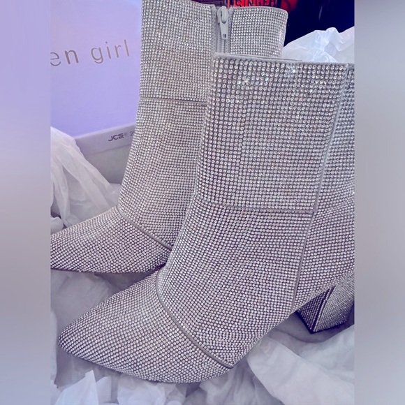 Madden Girl Jewelled Ankle Boots - Picture 2 of 7